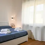 My Rooms&lounge By Rentbeat אולביה